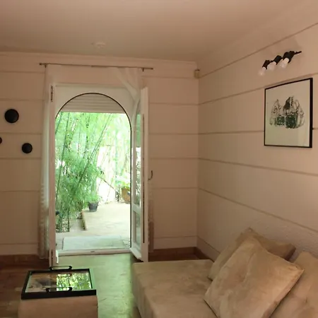 Garden Center アパート